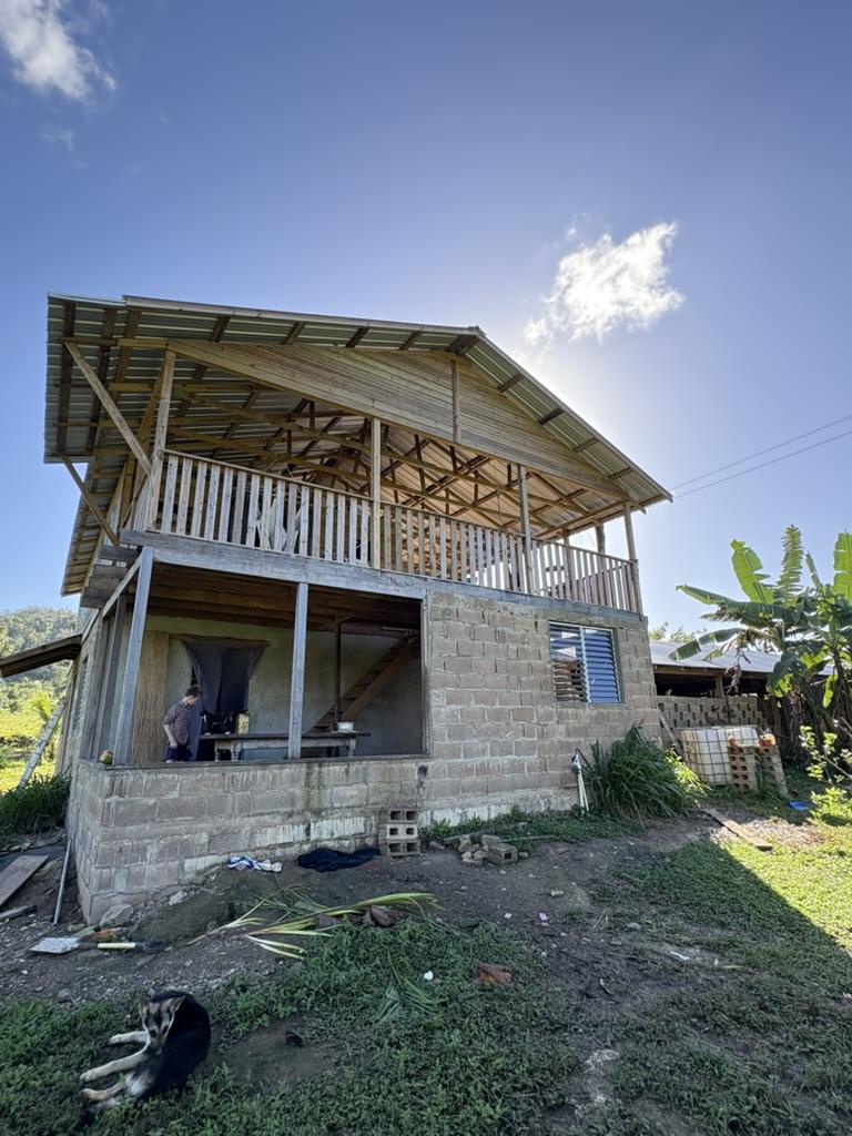 9.37-Acre Homestead Farm in a Prime Location, Popular growing off the grid community Agua Viva, Cayo, Belize.